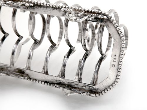VICTORIAN SILVER PLATED SEVEN SHAPED HOOP SECTION TOAST RACK WITH A CAST SCROLL HANDLE - ADDITIONAL PHOTO 3