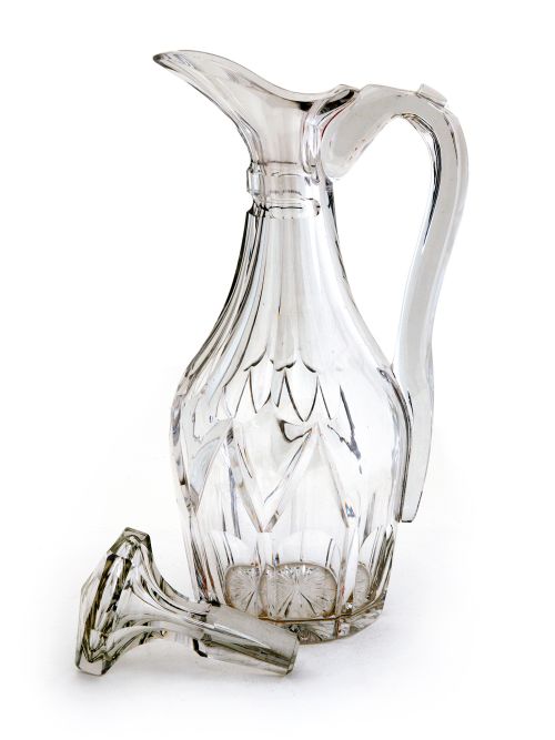 PAIR OF VICTORIAN CUT GLASS CLARET JUGS WITH DEEP CUT BODIES AND APPLIED SCROLL HANDLES - ADDITIONAL PHOTO 1