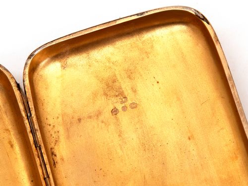 DECORATIVE VICTORIAN SILVER CIGAR CASE ENGRAVED ALL AROUND WITH FLORAL SCROLLS - ADDITIONAL PHOTO 4