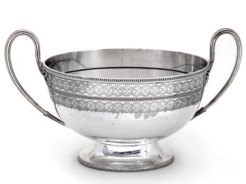 IMPRESSIVE LARGE VICTORIAN SILVER PLATED TUREEN - ADDITIONAL PHOTO 1
