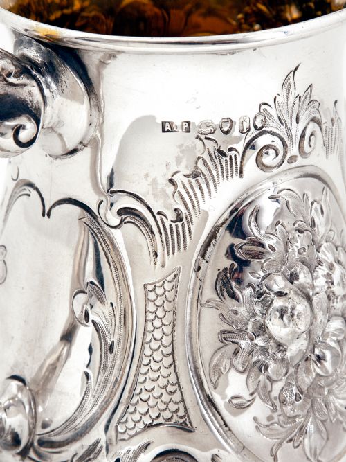 VICTORIAN BALUSTER SHAPED SILVER PINT MUG CHASED WITH ROCOCO FLOWERS - ADDITIONAL PHOTO 3
