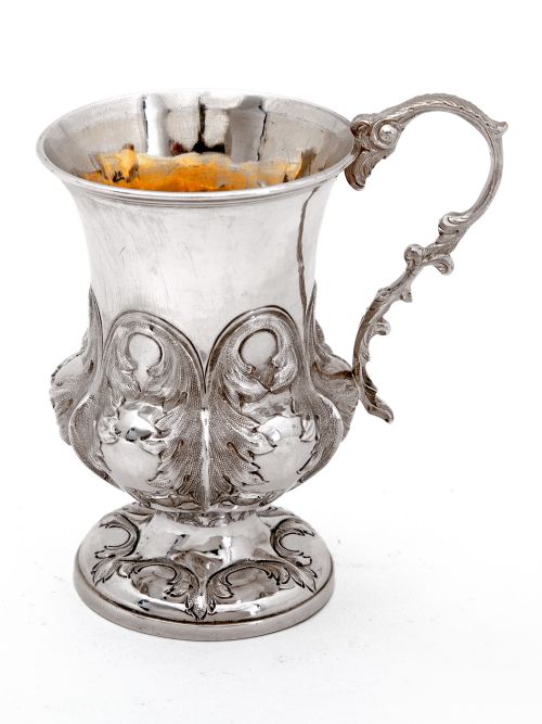 victorian silver christening cup with a campana shaped body - CATEGORY: ANTIQUE SILVER - DATED 1800