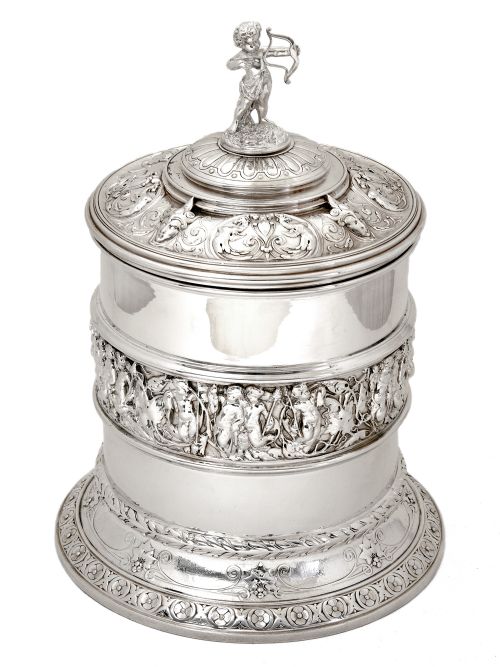 elkington co silver plated barrel decorated with cherubs and a cupid finia - CATEGORY: ANTIQUE SILVER - DATED 1870
