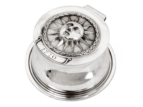 thomas bradbury son silver inkwell with a starburst face design - CATEGORY: ANTIQUE SILVER - DATED 1930