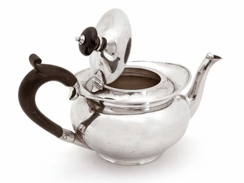 PLAIN SILVER EDWARDIAN BACHELOR SIZED TEA POT - ADDITIONAL PHOTO 3