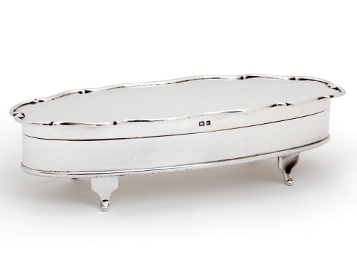 oval edwardian silver jewellery box with a gilt interior and scroll border hinged lid - CATEGORY: ANTIQUE SILVER - DATED 1900