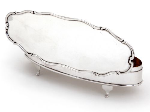 OVAL EDWARDIAN SILVER JEWELLERY BOX WITH A GILT INTERIOR AND SCROLL BORDER HINGED LID - ADDITIONAL PHOTO 1