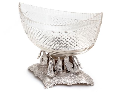 GERMAN 800 GRADE SILVER CENTRE PIECE DECORATED WITH SILVER SWANS - ADDITIONAL PHOTO 3