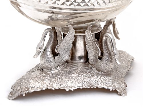 GERMAN 800 GRADE SILVER CENTRE PIECE DECORATED WITH SILVER SWANS - ADDITIONAL PHOTO 4