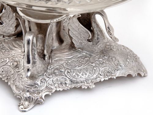 GERMAN 800 GRADE SILVER CENTRE PIECE DECORATED WITH SILVER SWANS - ADDITIONAL PHOTO 5