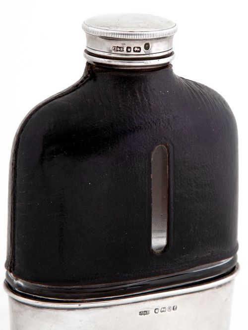 VICTORIAN SILVER AND BLACK LEATHER BOUND HIP FLASK WITH A GILT LINED CUP - ADDITIONAL PHOTO 6