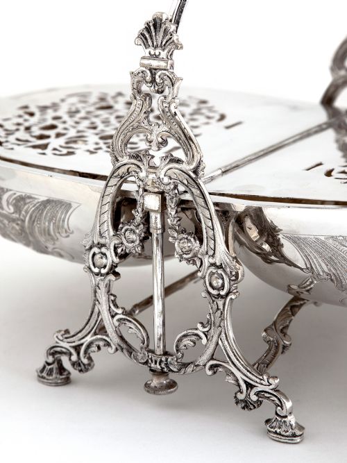 VICTORIAN SILVER PLATED FOLDING BISCUIT BOX WITH CAST HANDLE AND ORNATE LEGS - ADDITIONAL PHOTO 4