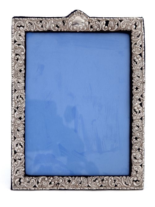 ANTIQUE CHESTER SILVER PHOTO FRAME WITH THISTLES ROSES AND CLOVER LEAVES - ADDITIONAL PHOTO 1