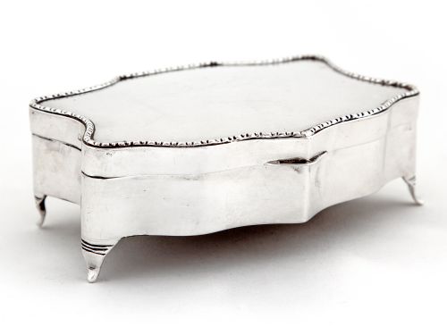 PLAIN CHESTER SILVER SHAPED JEWELLERY BOX WITH A BEADED BORDER TO LID - ADDITIONAL PHOTO 3