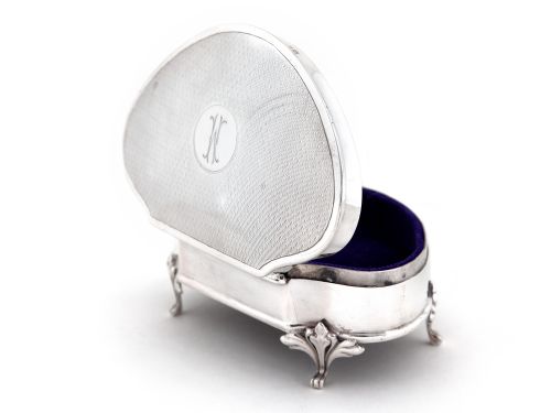 UNUSUAL SILVER JEWELLERY BOX WITH ENGINE TURNING AND ENGRAVED M TO THE HINGED LID - ADDITIONAL PHOTO 3