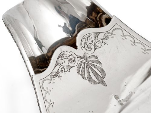 VICTORIAN SILVER PLATED SAUCE BOAT WITH AN UNUSUAL HINGED ENGRAVED LID - ADDITIONAL PHOTO 3