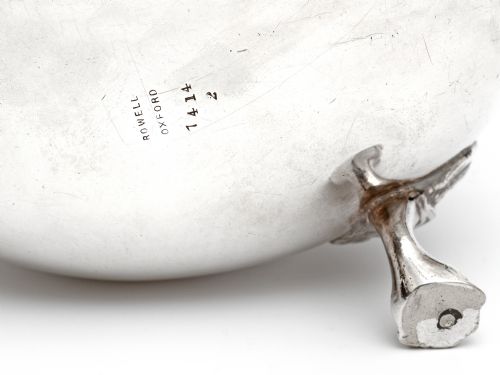 VICTORIAN SILVER PLATED SAUCE BOAT WITH AN UNUSUAL HINGED ENGRAVED LID - ADDITIONAL PHOTO 5