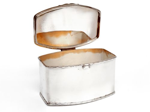 ART DECO SILVER PLATED BISCUIT OR TRINKET BOX WITH A PLAIN BODY AND HINGED LID - ADDITIONAL PHOTO 3