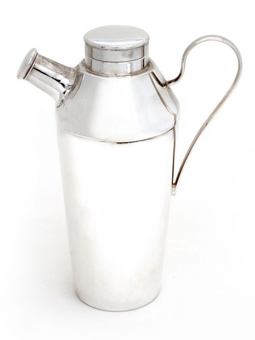 elkington co silver plated cocktail shaker with a plain body - CATEGORY: ANTIQUE SILVER - DATED 1940