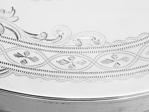 OVAL SILVER PLATE AND CUT GLASS BOX WITH A FLUSH HINGED LID - ADDITIONAL PHOTO 4