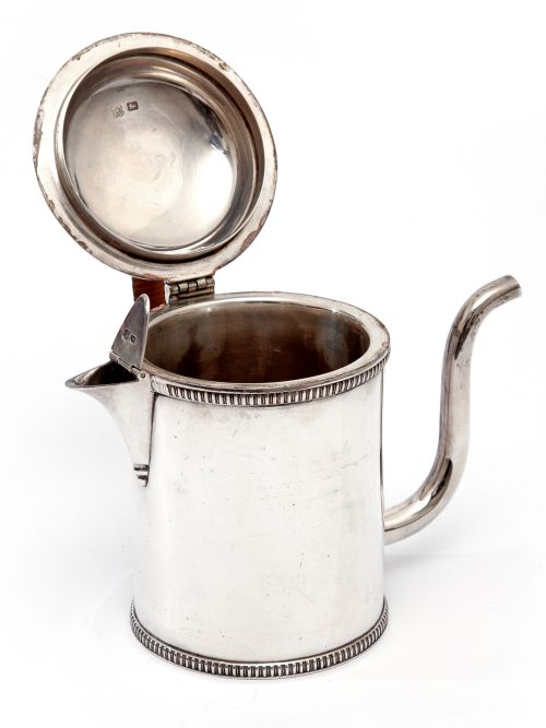 ANTIQUE MARTIN HALL CO SILVER ARGYLE IN A GEORGE III STYLE - ADDITIONAL PHOTO 1