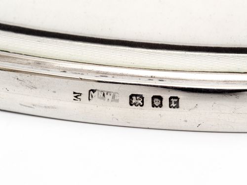 ART DECO STYLE BLACK AND WHITE GUILLOCHE ENAMEL AND SILVER HAND MIRROR - ADDITIONAL PHOTO 3
