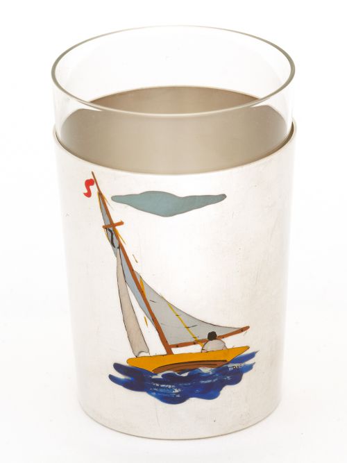 VINTAGE SILVER PLATED COCKTAIL SHAKER AND EIGHT TUMBLERS WITH ENAMEL PAINTED SAILING BOATS - ADDITIONAL PHOTO 6