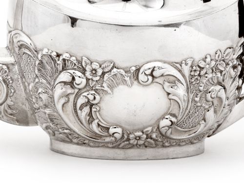 OVAL VICTORIAN THREE PIECE SILVER BACHELOR TEA SET - ADDITIONAL PHOTO 4