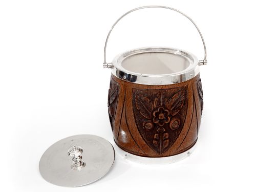 EDWARDIAN SILVER PLATE AND OAK BISCUIT BARREL OR ICE PAIL WITH FOUR CARVED SHIELDS - ADDITIONAL PHOTO 2