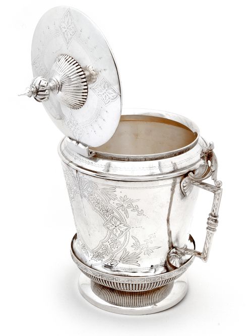 UNUSUAL SHAPED SILVER PLATED BARREL WITH CAST GARGOYLE STYLE HANDLES - ADDITIONAL PHOTO 2