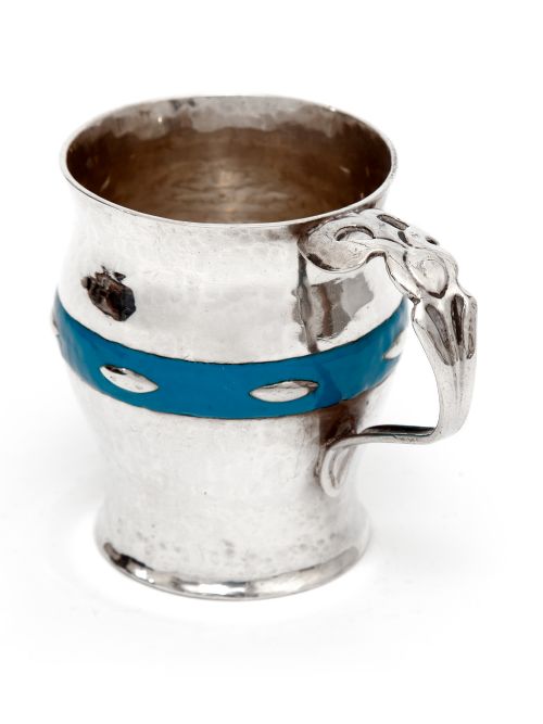 ARTS AND CRAFTS CHRISTENING MUG WITH HAMMERED STYLE BODY AND BLUE ENAMEL BAND - ADDITIONAL PHOTO 3