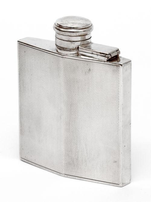 square silver hip flask with an engine turned body - CATEGORY: ANTIQUE SILVER - DATED 1930