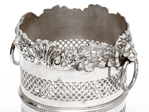 SILVER PLATED BOTTLE STAND WITH A SHELL AND FLORAL TOP BORDER AND LION RING HANDLES - ADDITIONAL PHOTO 3