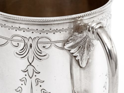 VICTORIAN SILVER CHRISTENING MUG IN A STRAIGHT BODY FORM AND GARLAND AND SCROLL ENGRAVING - ADDITIONAL PHOTO 4