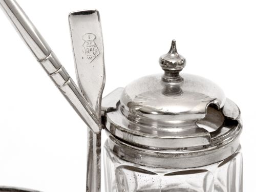 UNUSUAL VICTORIAN SILVER PLATE NOVELTY ROWING BOAT CRUET SET - ADDITIONAL PHOTO 4