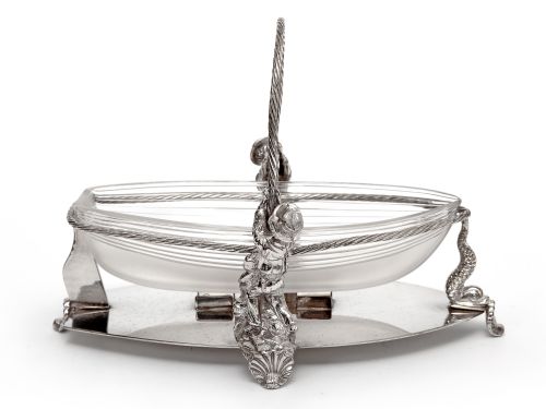 VICTORIAN NAUTICAL THEME SERVING DISH WITH A CUT GLASS BOAT HULL IN A SILVER PLATED ROPE FRAME - ADDITIONAL PHOTO 1