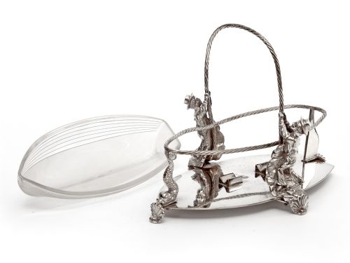 VICTORIAN NAUTICAL THEME SERVING DISH WITH A CUT GLASS BOAT HULL IN A SILVER PLATED ROPE FRAME - ADDITIONAL PHOTO 2