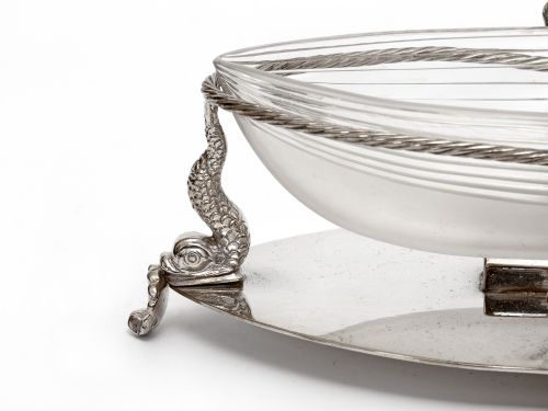 VICTORIAN NAUTICAL THEME SERVING DISH WITH A CUT GLASS BOAT HULL IN A SILVER PLATED ROPE FRAME - ADDITIONAL PHOTO 5