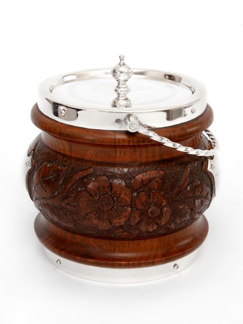 ANTIQUE OAK AND SILVER PLATED BARREL WITH A ROPE SWING HANDLE AND WHITE CHINA LINER - ADDITIONAL PHOTO 2