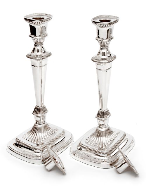 GEORGIAN STYLE CANDLE STICKS WITH PLAIN COLUMNS AND SWEPT FLUTED RECTANGULAR BASES - ADDITIONAL PHOTO 1