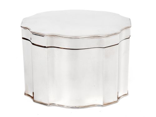 GOOD QUALITY SILVER PLATED BOX IN AN OVAL SHAPED FORM WITH A HINGED LID - ADDITIONAL PHOTO 1