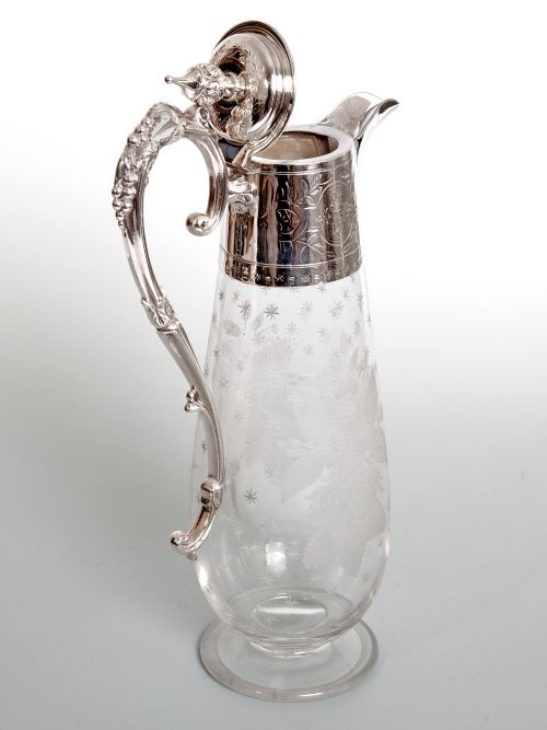 VICTORIAN ENGRAVED GLASS SILVER PLATED CLARET JUG WITH FLORAL ENGRAVING AND GRAPE AND VINE HANDLE - ADDITIONAL PHOTO 2