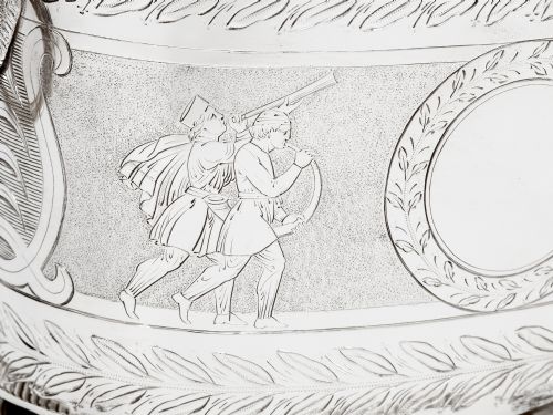 VICTORIAN SILVER PLATED BISCUIT BOX WITH A ROMAN HELMET FINIAL AND ROMAN WARRIOR FRIEZE - ADDITIONAL PHOTO 2