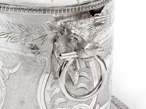 VICTORIAN SILVER PLATED BISCUIT BOX WITH A ROMAN HELMET FINIAL AND ROMAN WARRIOR FRIEZE - ADDITIONAL PHOTO 5