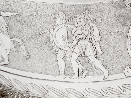 VICTORIAN SILVER PLATED BISCUIT BOX WITH A ROMAN HELMET FINIAL AND ROMAN WARRIOR FRIEZE - ADDITIONAL PHOTO 9