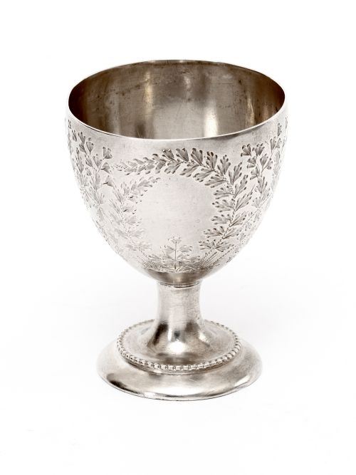 good quality antique mappin webb silver egg cup engraved with ferns - CATEGORY: ANTIQUE SILVER - DATED 1900