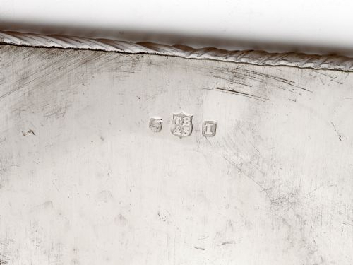 PAIR OF THOMAS BRADBURY SILVER PLATED CANDLE STICKS WITH SQUARE DISH SHAPED BASES - ADDITIONAL PHOTO 4