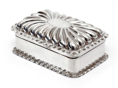 victorian silver jewellery or trinket box with a fluted domed hinged lid - CATEGORY: ANTIQUE SILVER - DATED 1900