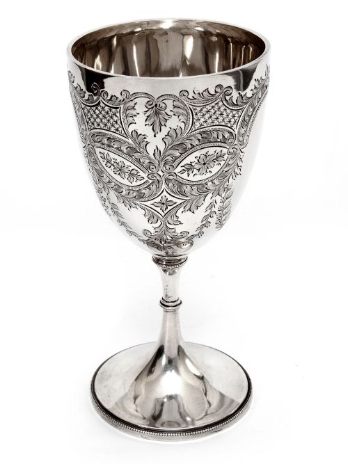 EDWARDIAN SILVER GOBLET ENGRAVED ON THE BOWL WITH SCROLLS FLORAL MOTIFS AND GARLANDS - ADDITIONAL PHOTO 1