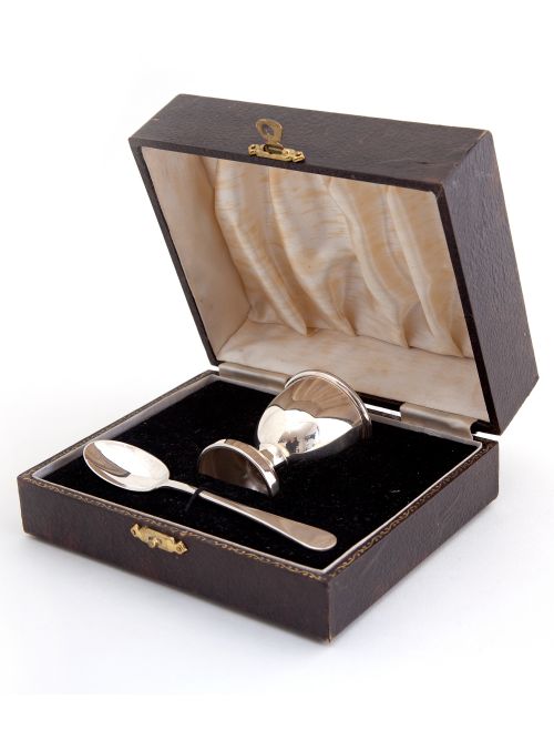 boxed christening set comprising silver egg cup and spoon - CATEGORY: ANTIQUE SILVER - DATED 1950